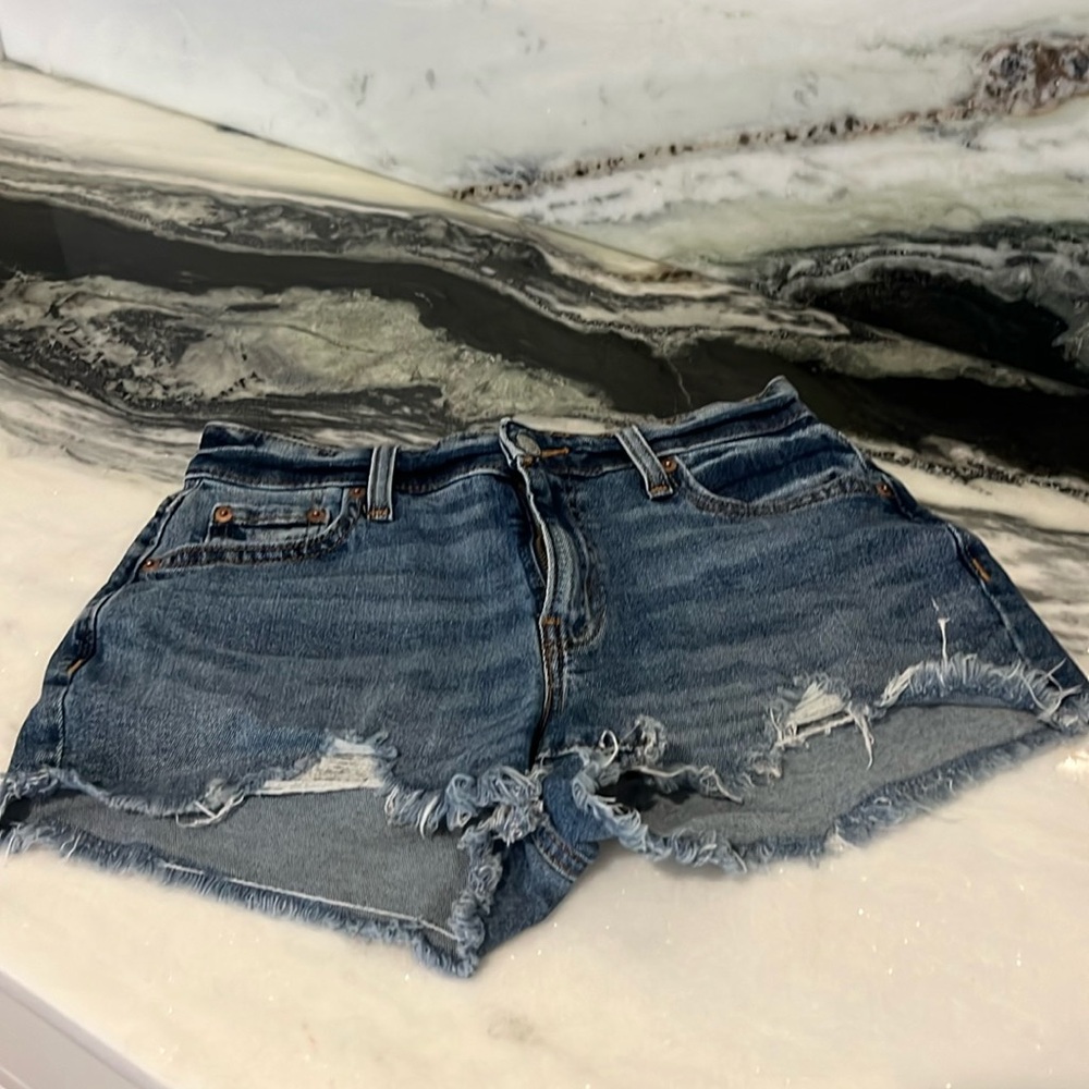Levi’s Denizen High-Rise Jean Shorts | Size 27